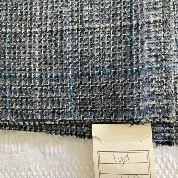 Vintage fabric 1 yard wool blend tweed suiting blue gray 70s luxury - Picture 2 of 8